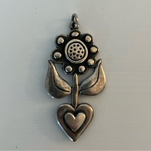 Vintage sterling silver James Avery flower pendant